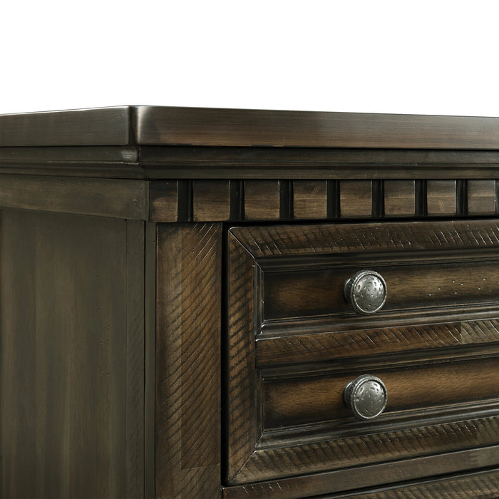 McCoy 7-Drawer Dresser