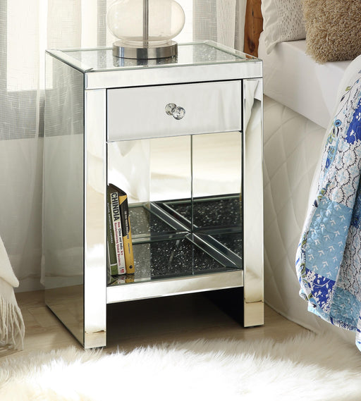 Noralie Mirrored & Faux Diamonds Accent Table - Sweet Furniture (Columbus, Ohio)