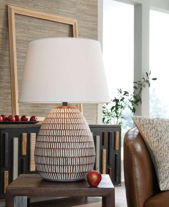Darrich Table Lamp - Sweet Furniture (Columbus, Ohio)