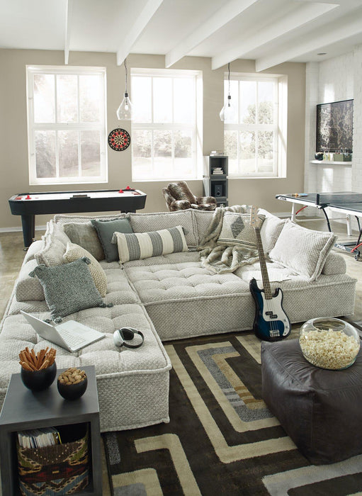 Bales Accent Chair - Sweet Furniture (Columbus, Ohio)