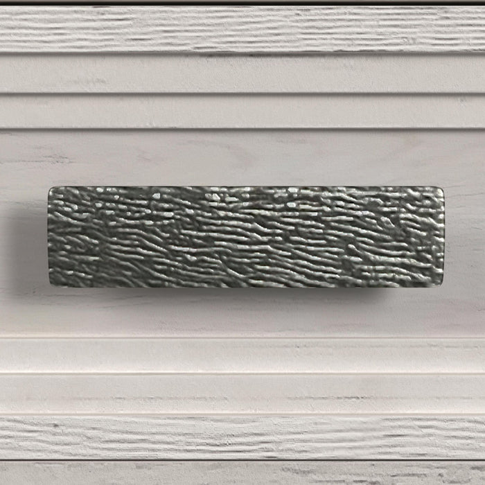 Avalanche 8-Drawer Dresser in Antique White - Sweet Furniture (Columbus, Ohio)