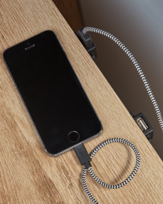 Hyanna Nightstand - Sweet Furniture (Columbus, Ohio)