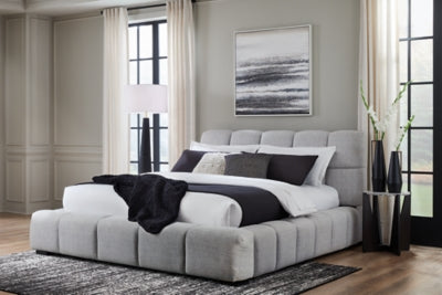 Grendusk Upholstered Bed - Sweet Furniture (Columbus, Ohio)
