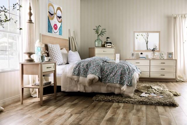 Roseburg Cal.King Bed - Sweet Furniture (Columbus, Ohio)
