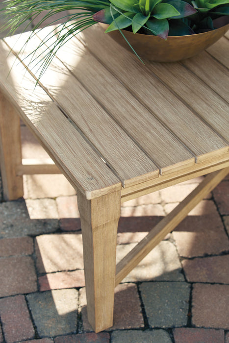 Carter Hall Outdoor Set