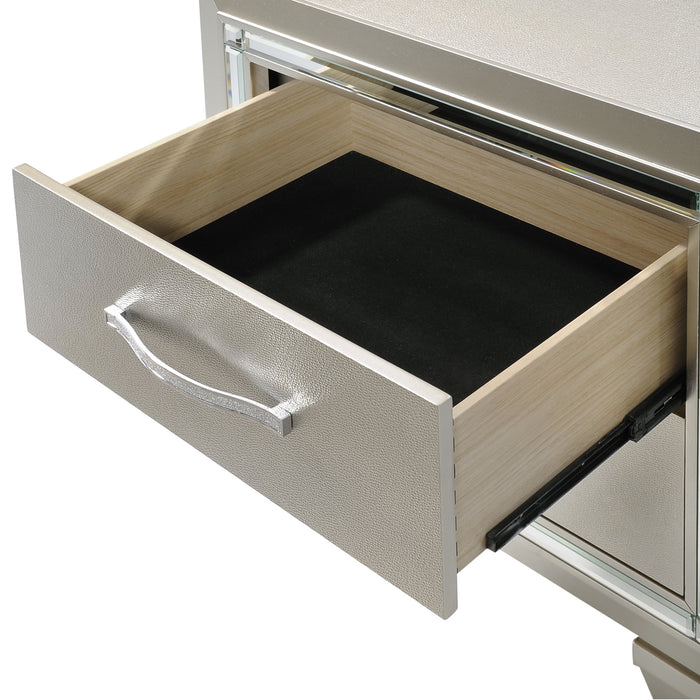 Platinum Queen Platform Storage 5PC Set - Sweet Furniture (Columbus, Ohio)