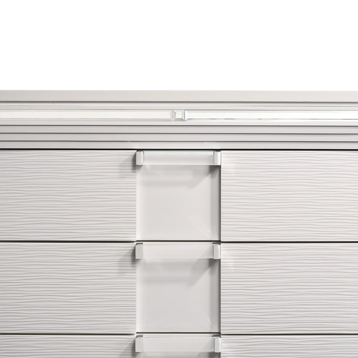 Twenty Nine Storage Bedroom Set