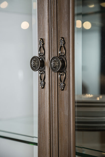 Seven Oaks Hutch & Buffet